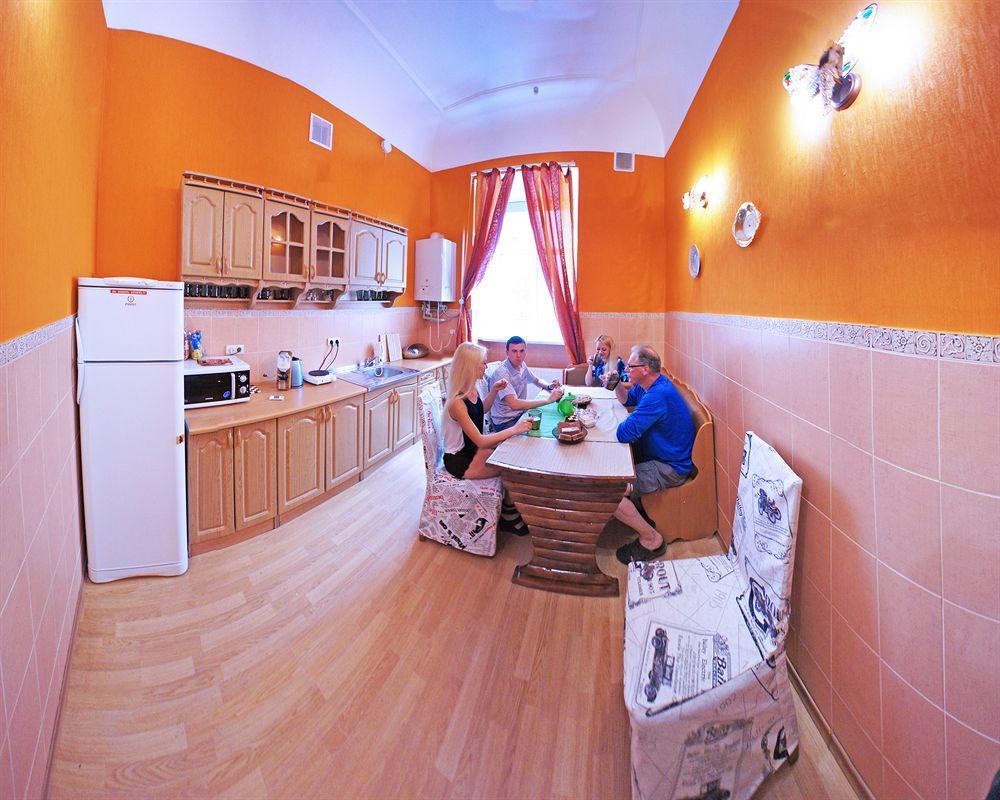 Chemodan Hostel Одеса Екстер'єр фото