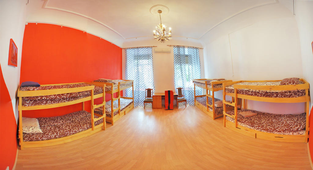 Chemodan Hostel Одеса Номер фото