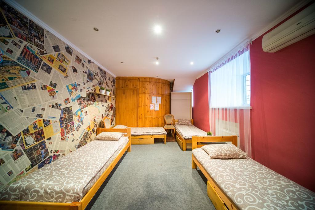 Chemodan Hostel Одеса Екстер'єр фото