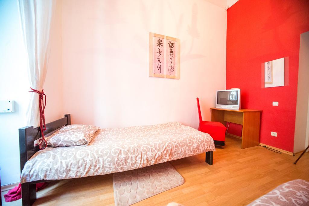 Chemodan Hostel Одеса Екстер'єр фото